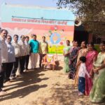 विद्याभवन प्राथमिक विद्यामंदिरात शिक्षण महर्षी ज्ञानदेव मोहेकर गुरुजींना कृतज्ञ अभिवादन