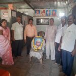 विद्यामंदिर हायस्कूल आष्टा येथे शिक्षण महर्षी कै.ज्ञानदेव मोहेकर गुरुजींच्या प्रतिमेचे पूजन