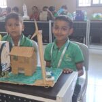 राष्ट्रीय विज्ञान दिनानिमित्त विज्ञान प्रदर्शनात चिमुकल्यांची चमकदार कामगिरी