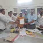 वातावरणातील बदलामुळे आंबा बागांचे मोठे नुकसान;पंचनामे करून तात्काळ भरपाईची शेतकऱ्यांची मागणी